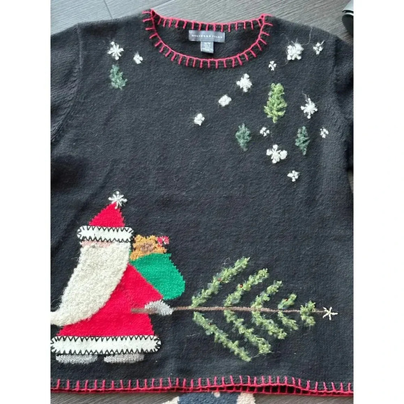 Northern Isles Wool Santa Dragging Tree in Snow Christmas Sweater Size M - Picture 3 of 7